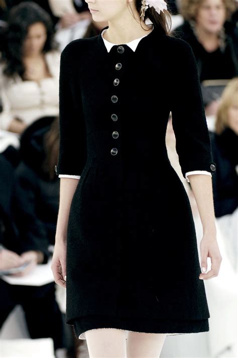 chanel black dress white collar